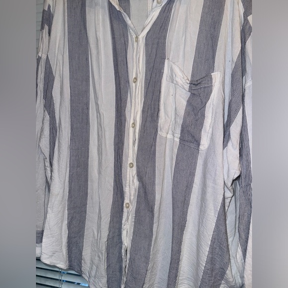 American eagle striped button up - large - Picture 3 of 6